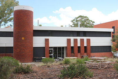 Apuék munkahelye - az ebédlő, itt volt a búcsú malacsütés is