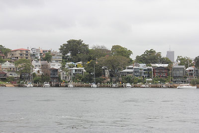 4 szoba, 8 kerék, 1 hajó