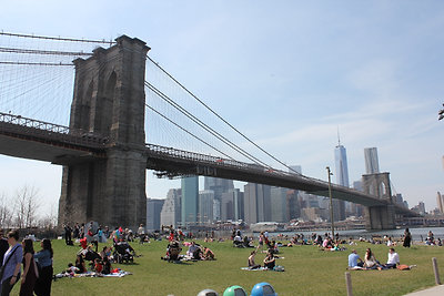 captioncaptioncaption