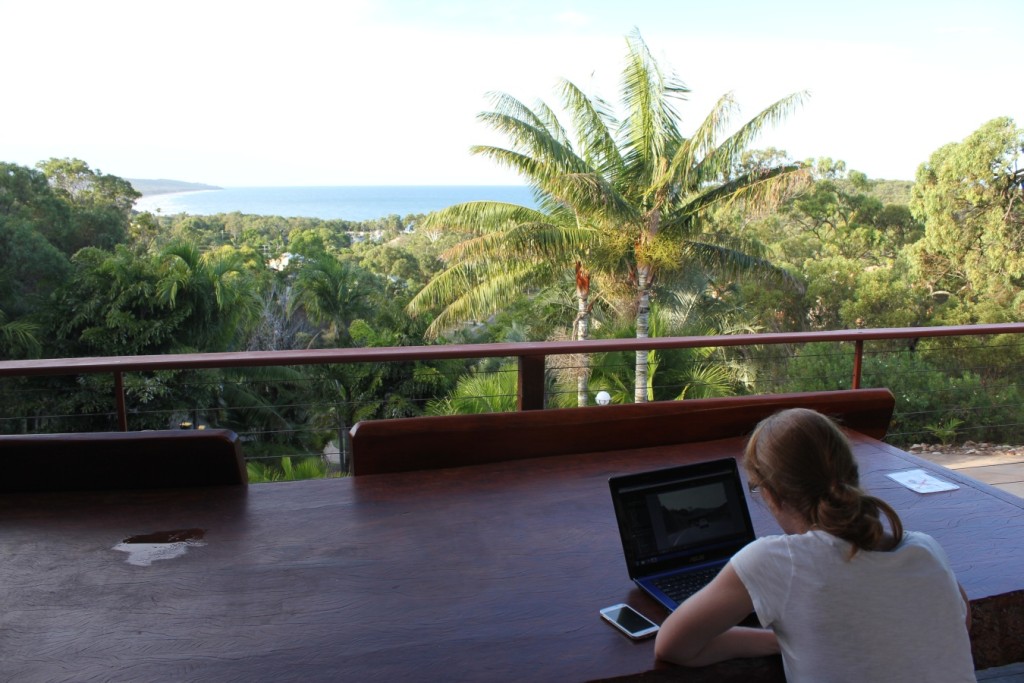 Munka közben Agnes Watersben