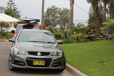 A kocsink mögötti terepjárón van a két paddle boardunk!