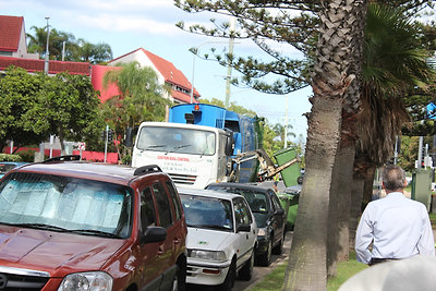 Automatizált kukaürítés