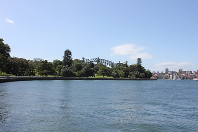 közvetlen az Operaház mellet van a botanikus kert