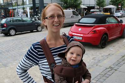 Hazafelé a botanikus kertből újra hordozóban!