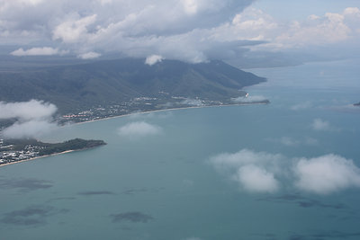 A hosszú tengerpart jobb szélén volt a szállásunk, Palm Cove-ban