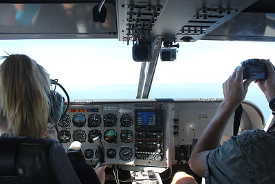 Erin, a hölgy, a pilótánk